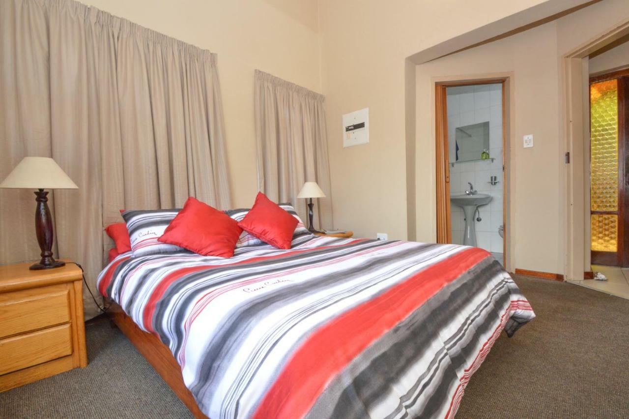 Hotel Quail'S Nest Roodepoort Esterno foto